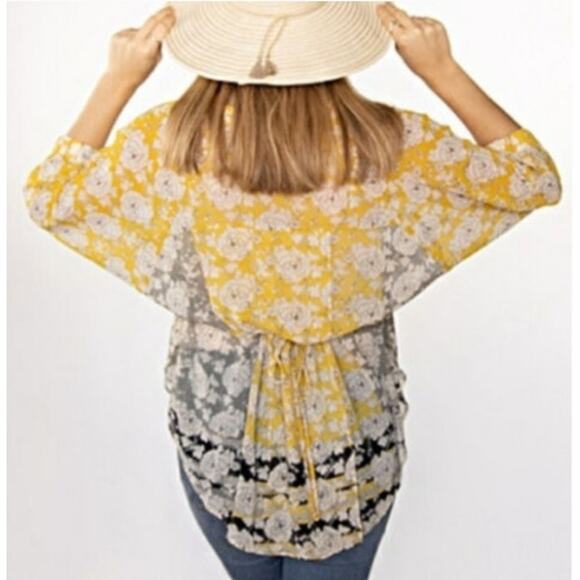 Cabi Amelia Gather Yellow Floral Sheer Blouse Style Size Small - Picture 13 of 14